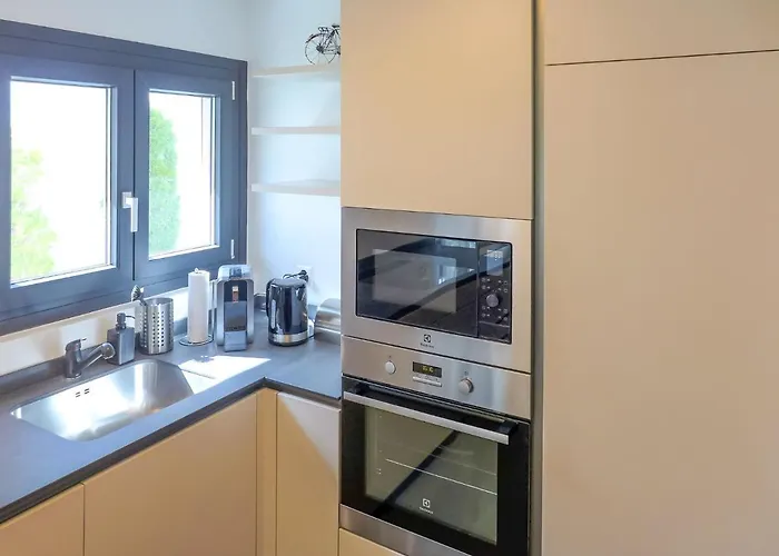 La Feniere 03 By Interhome شقة